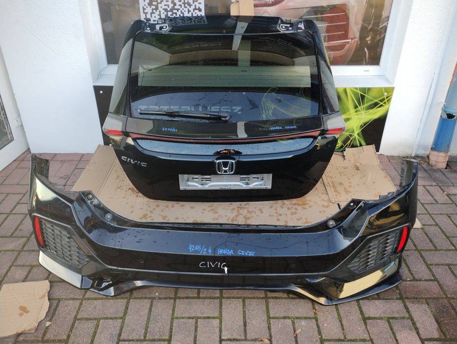 Klapa bagażnika Honda Civic X