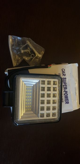 Farol LED dupla óptica