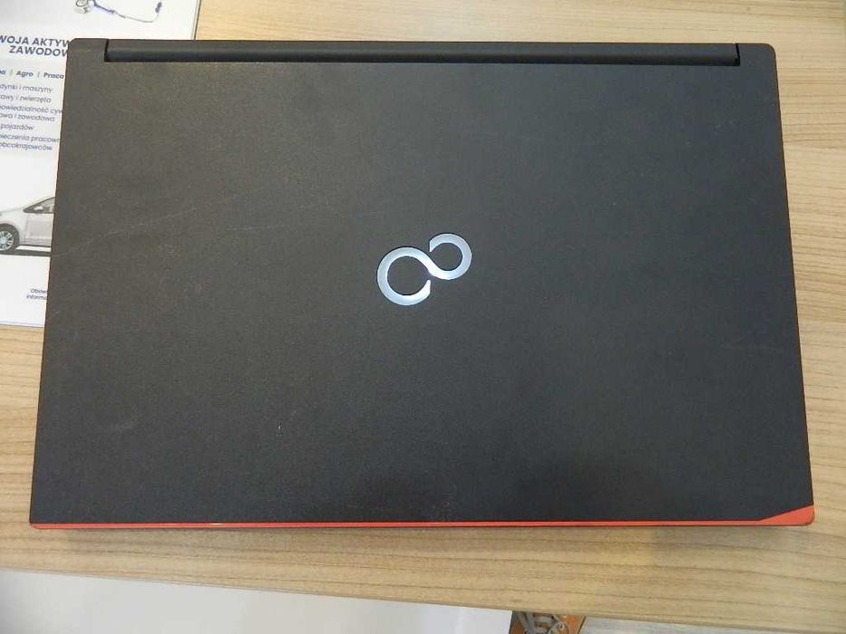 Fujitsu Lifebook P556 Core i7-6500U 8GB DDR4 128GB SSD