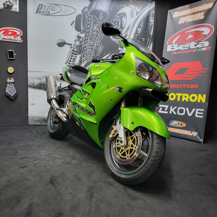 Kawasaki Ninja ZX12-R