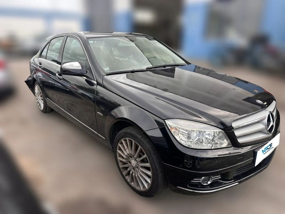 MERCEDES-BENZ Classe C Sedan (W204) C 220 CDI 2.2 Diesel 170 cv  125