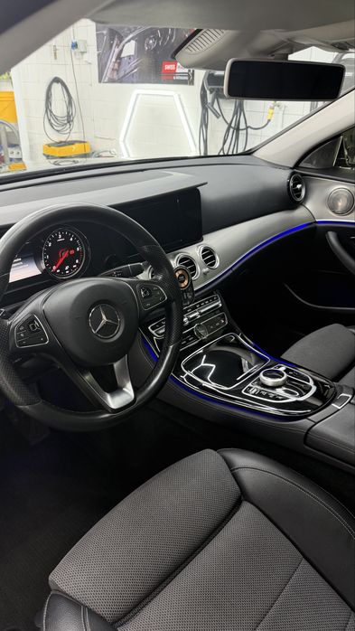 Mercedes benz E220D