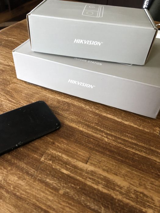 IP Комплект домофонії Відеодомофон Hikvision домофон