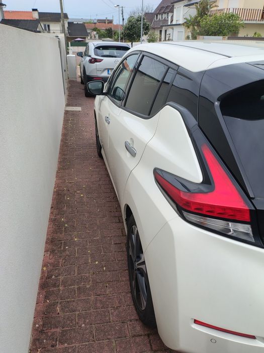 Nissan Leaf como novo com IVA dedutível