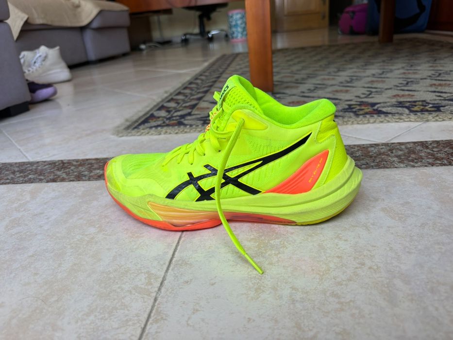 ASICS Sky Elite FF MT 3 Paris 2024 -  muito bom estado