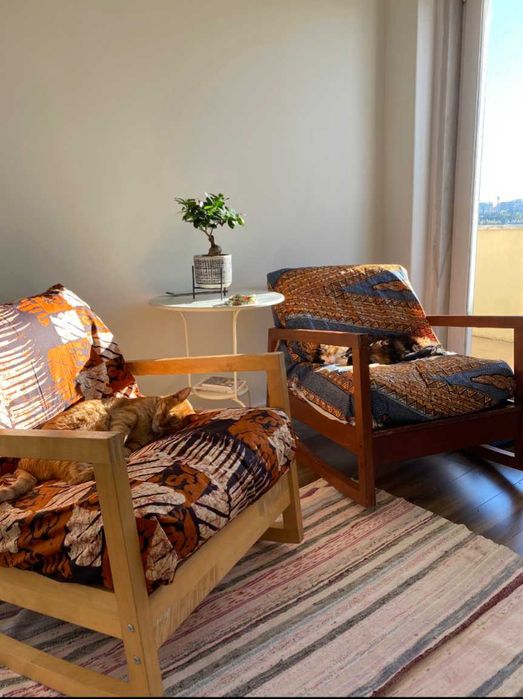 Cadeirão IKEA reclinável e com balanço