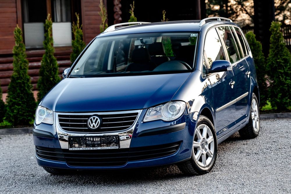 Volkswagen Touran 1.6 Benzyna MPI 102KM Klimatyzacja Tempomat Bezwypadkowy Super Stan