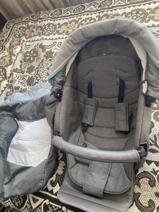 Коляска б/у 2500