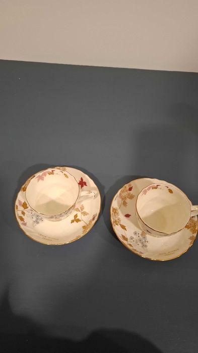 2 chávenas de porcelana Louis Pitaud