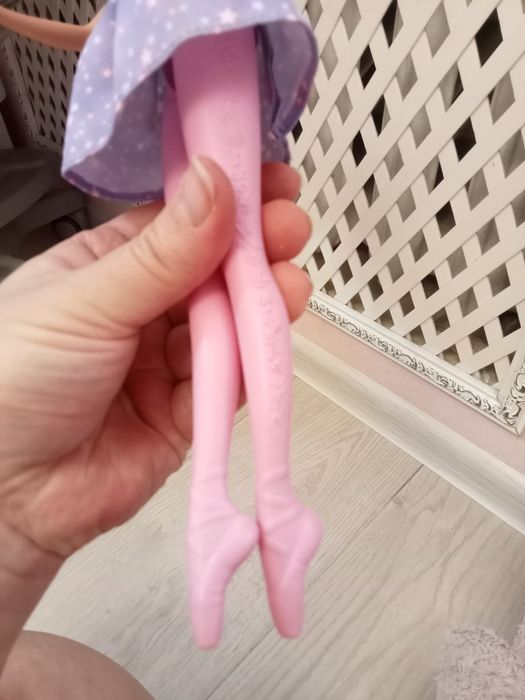 Барбі балерина, барбі