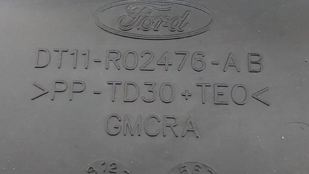 Plástico genérico FORD Transit Connect II (V408)