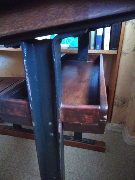 Secretaria escrivaninha de escola vintage urgente