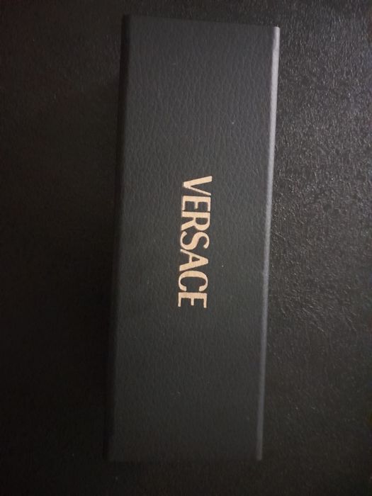 Nowy futerał na okulary Versace