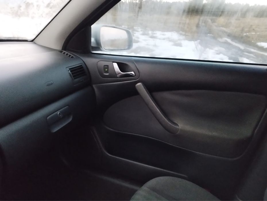 Продам машину Skoda