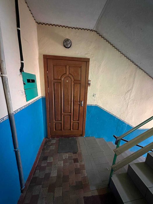 (3) Продам 3-кімнатну квартиру в смт. Турбів 0691