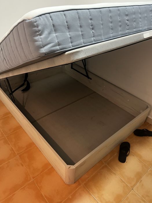 Sommier 140x190 + Colchão Molas Ensacadas