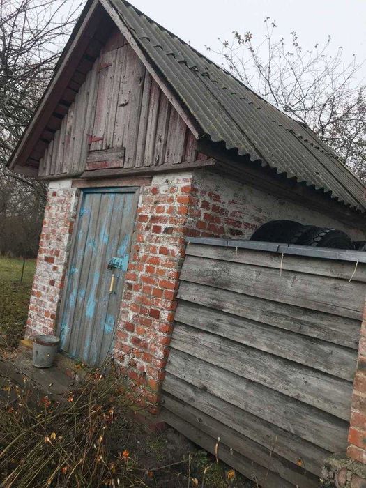 Продам дачу з великою ділянкою в селі Гірманка, Чернігівський район