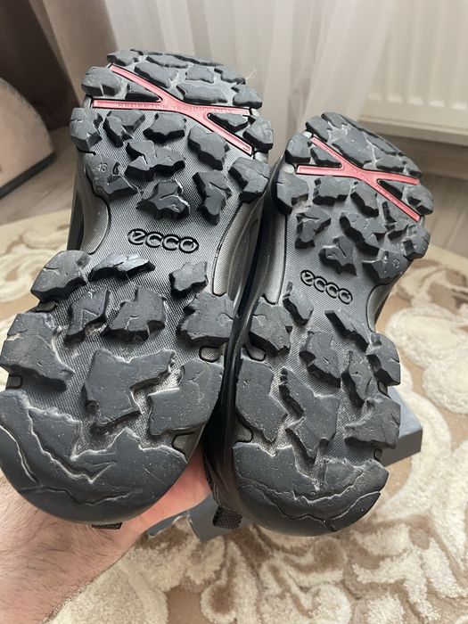 Ecco ботинки 43-44р.