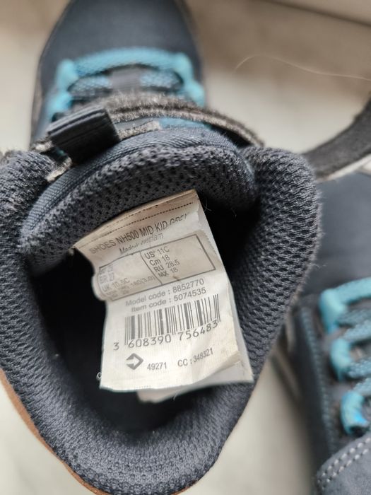 Buty Quechua roz. 29 trekingowe/jesienne za kostkę