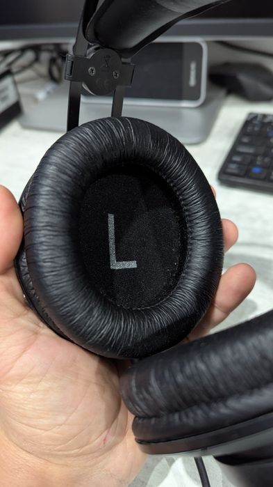 AKG K52 Навушники