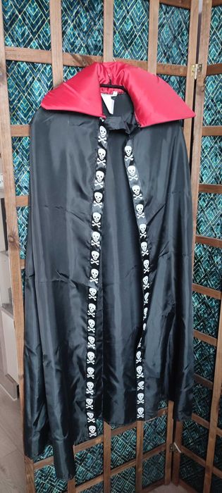 Peleryna Dracula Halloween