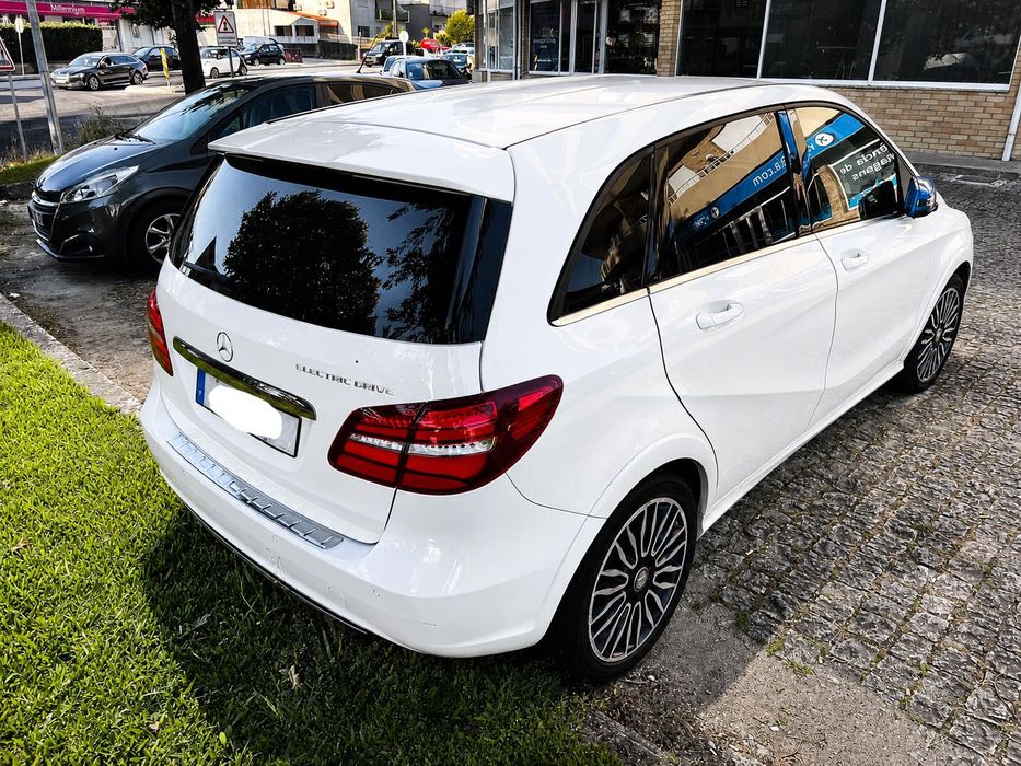 Mercedes Benz Electric Classe B | Espetacular para deslocações citadinas