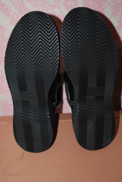 Новые.Ботинки челси-высокие,нат.кожа,раз.40