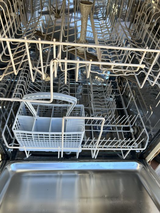 Máquina de lavar loiça Miele Avariada