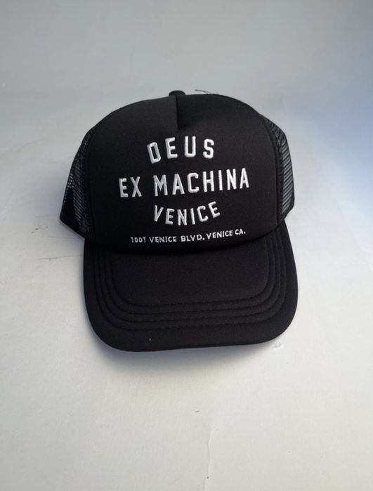 Deus ex Machina czapka z daszkiem
