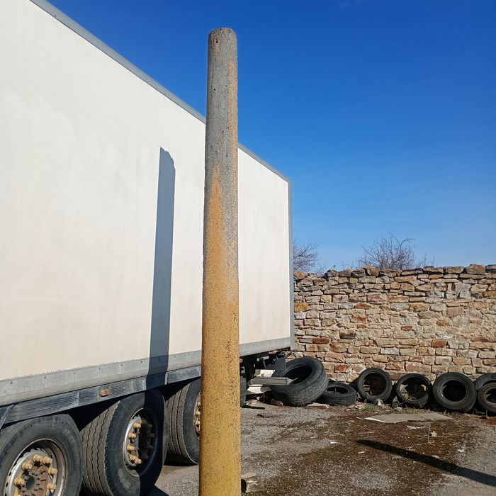 Продаю желізо-бетонні стовби