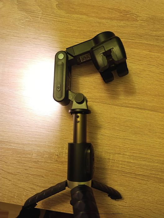 GIMBAL Q18 штатив з стабілізацією