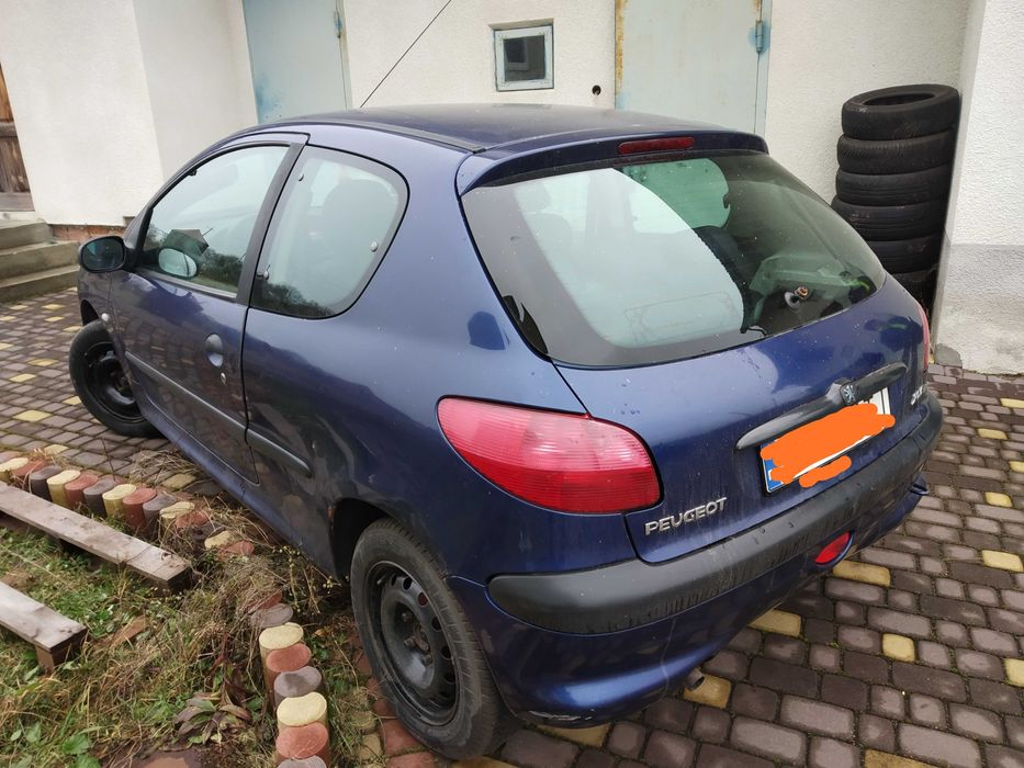 Двері дверка дверь передня задня ліва права пежо 206 хетчбек 3-5 дв