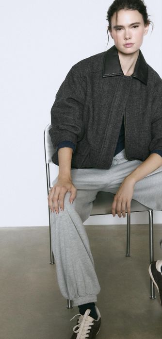 Куртка ялинка з комірцем від Stradivarius, M