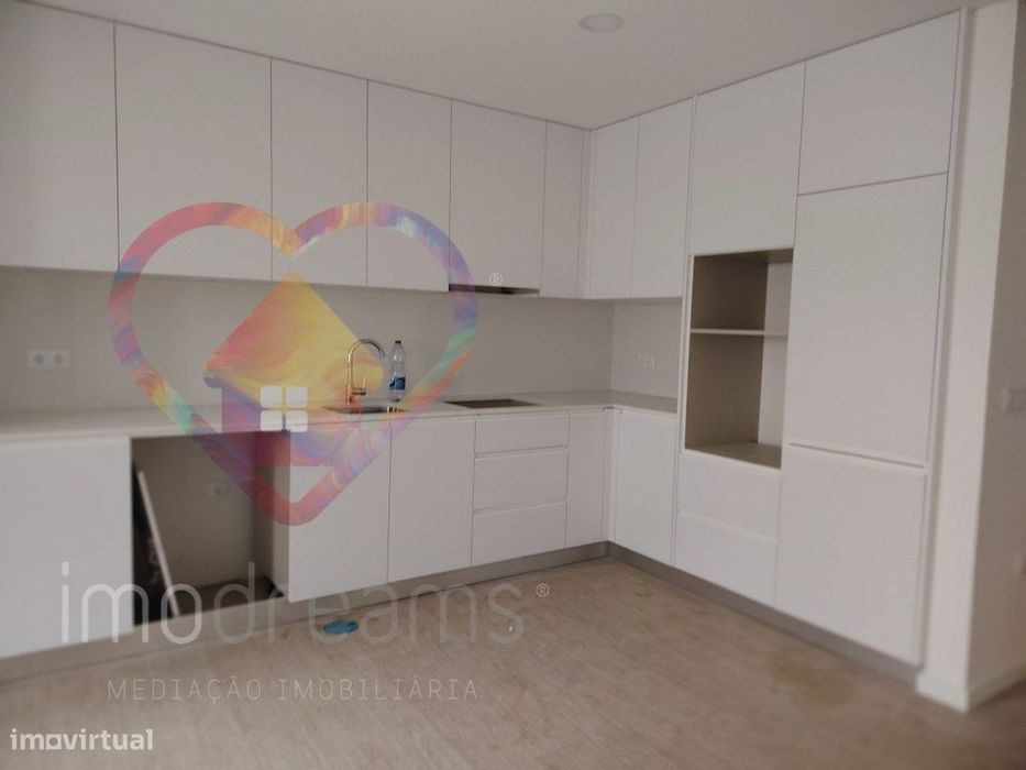 Apartamento T1 c/ Lugar de garagem, Esgueira, Aveiro