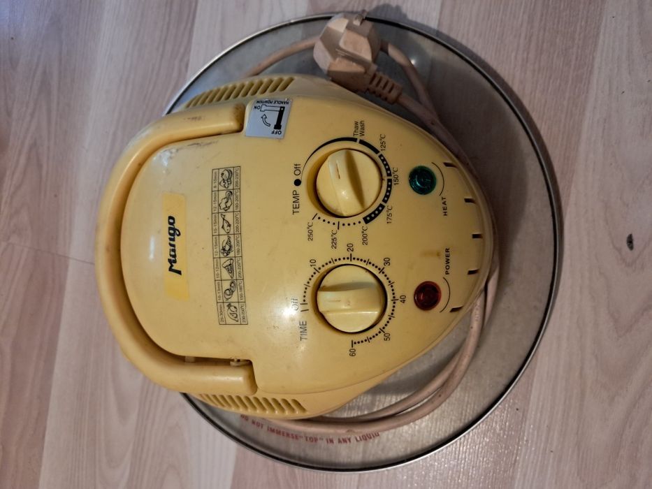 Mango KP 615 Kombiwar halogenowy piekarnik.