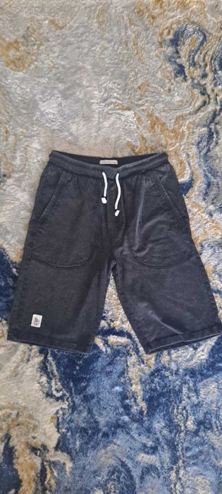 Spodenki młodzieżowe Reserved 170 cm