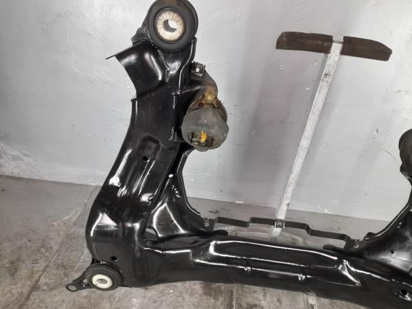 Charriot frente VOLKSWAGEN Passat Variant (3B5)