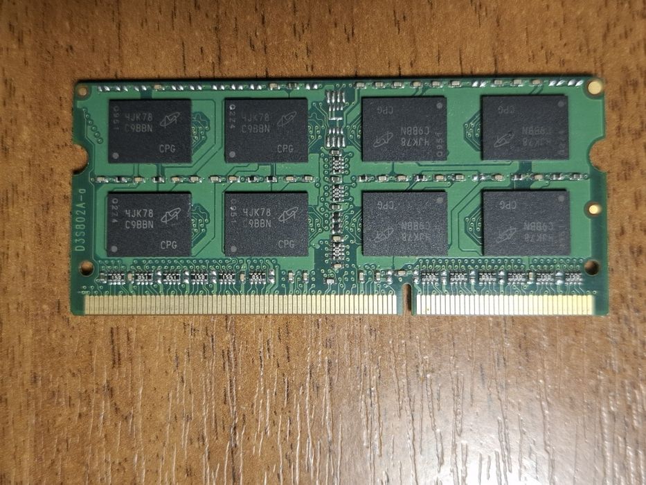 Оперативна пам'ять  для ноутбука Crucial DDR3
