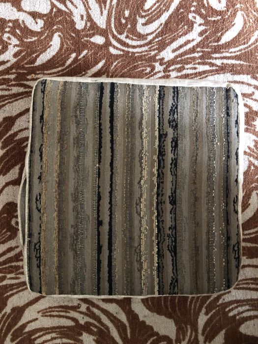 Продам пуфік 50 х 50