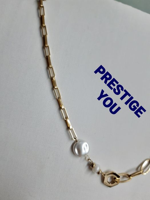 Colar em aço inoxidável