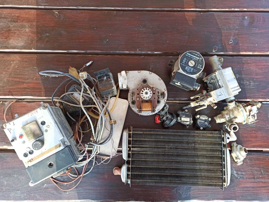 ВайлантТ4 Запчастини Vaillant VCW242E І Vaillant atmo tec VCW204 XEU