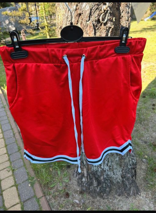 Szorty typu basketball