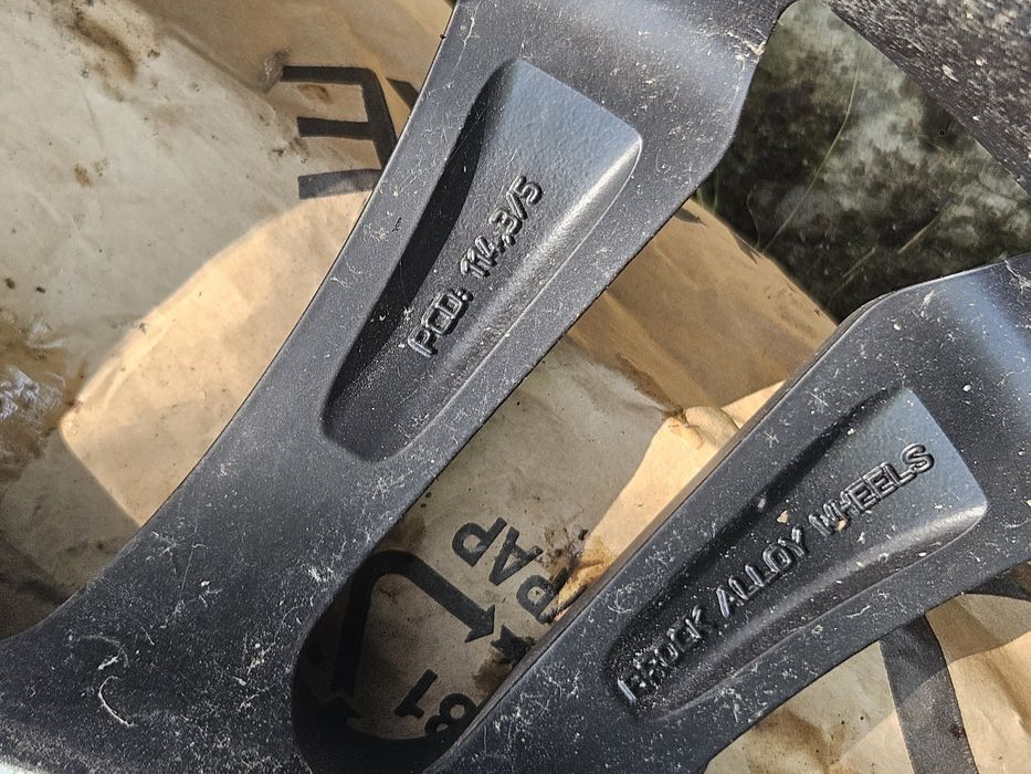 Mitsubishi felgi aluminiowe z czujnikami