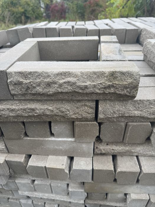 Цегла облицювальна скеля рваний камінь сіра