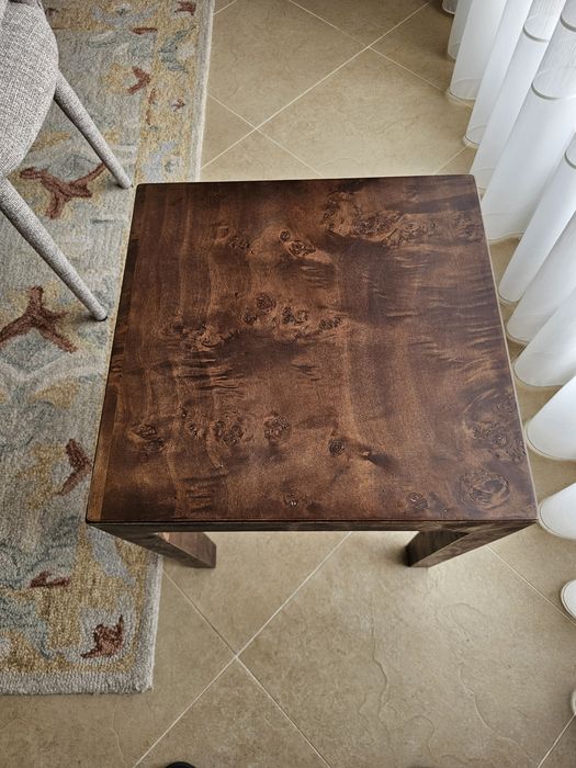 Mesa de apoio  em madeira