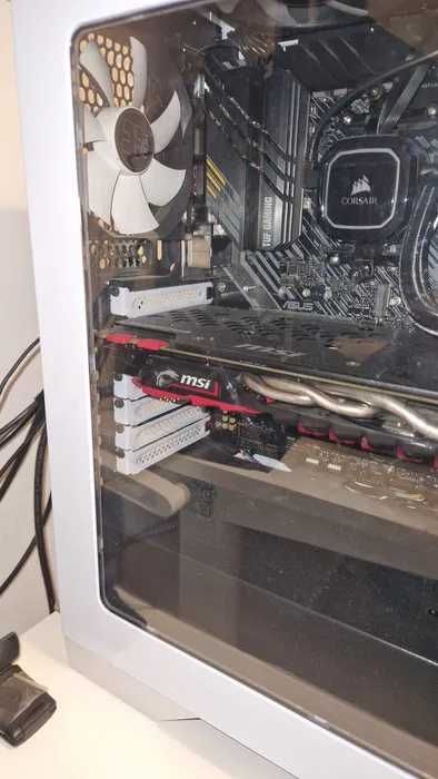 PC Gaming AM4 - 3700x+B550+1080OC 8GB