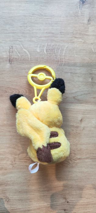 Nowy brelok breloczek Pokemon Pikachu żółta zawieszka