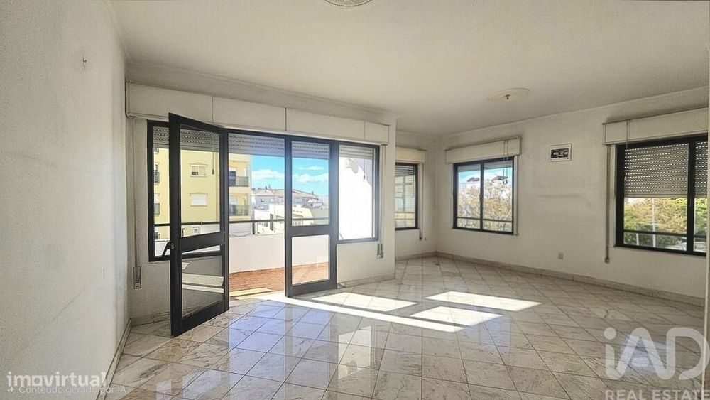 Apartamento T3 em Loulé (São Clemente) de 135 m2