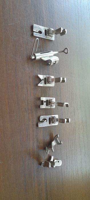 Лапки. Швейная машинка.