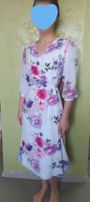 Платье нарядное на запах в цветок принт летнее